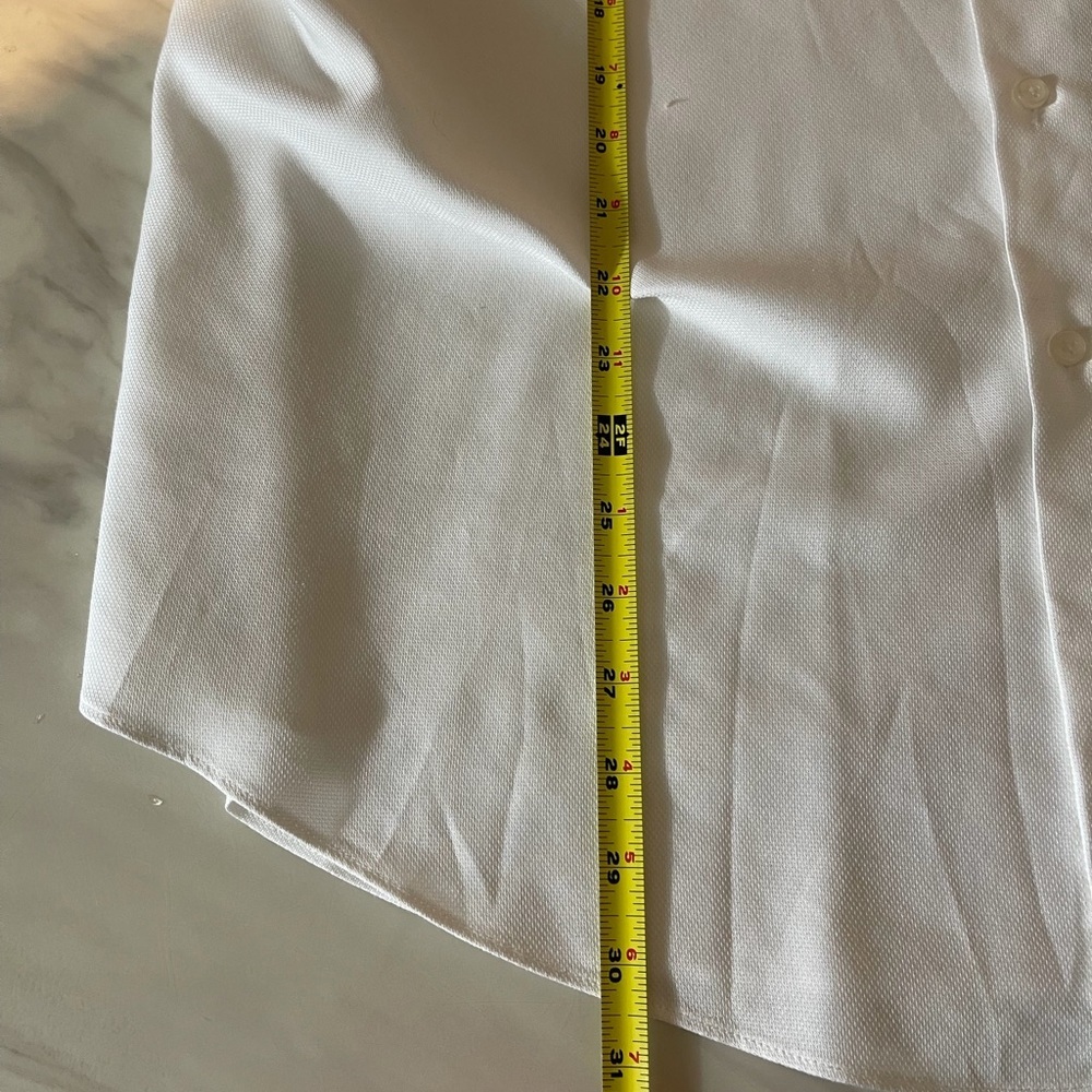 Van Heusen Fitted 18 34/35 White Pique Dress Shirt Wrinkle Free - Picture 5 of 6